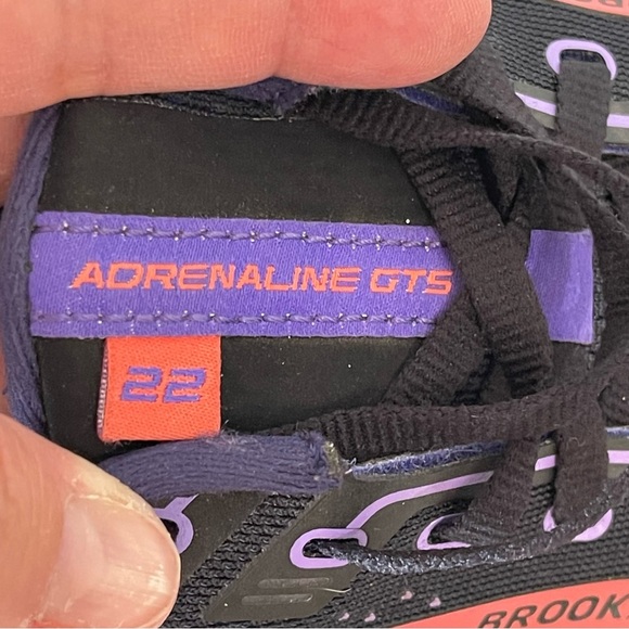 Brooks Women's Adrenaline GTS 22 shoe size 9 running walking casual work out gym - Picture 7 of 15